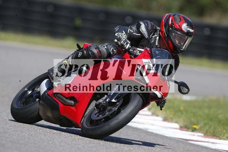 /Archiv-2025/48 25.08.2025 Cornu Master School ADR/blau-bleu/11